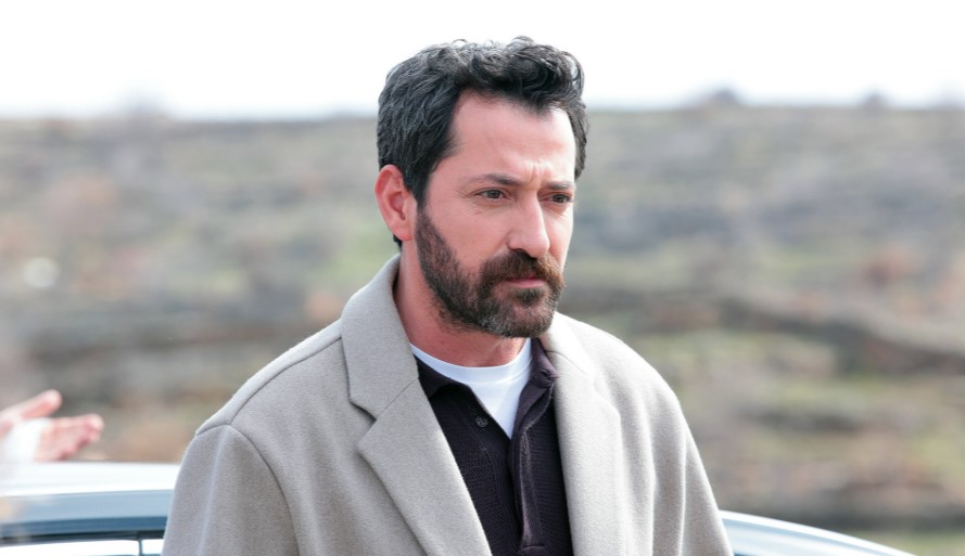 Uzak Şehir 54. Bölüm İzle! Boran ve Cihan Arasında Büyük Savaş: Alya’nın Gözyaşları Mardin’i Yakacak!